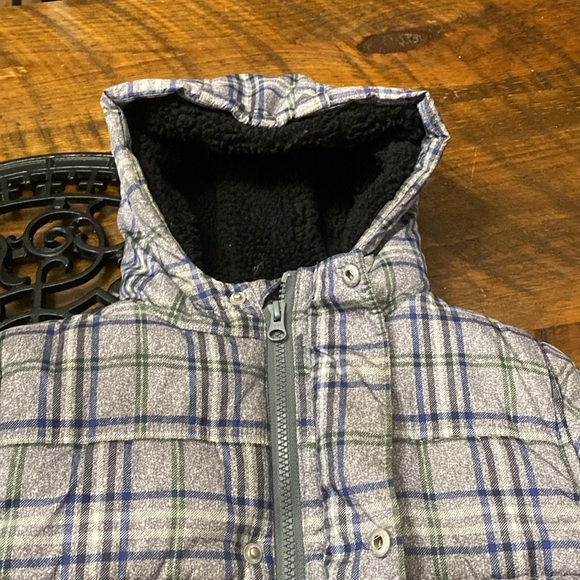 Boys winter jacket - Picture 3 of 3